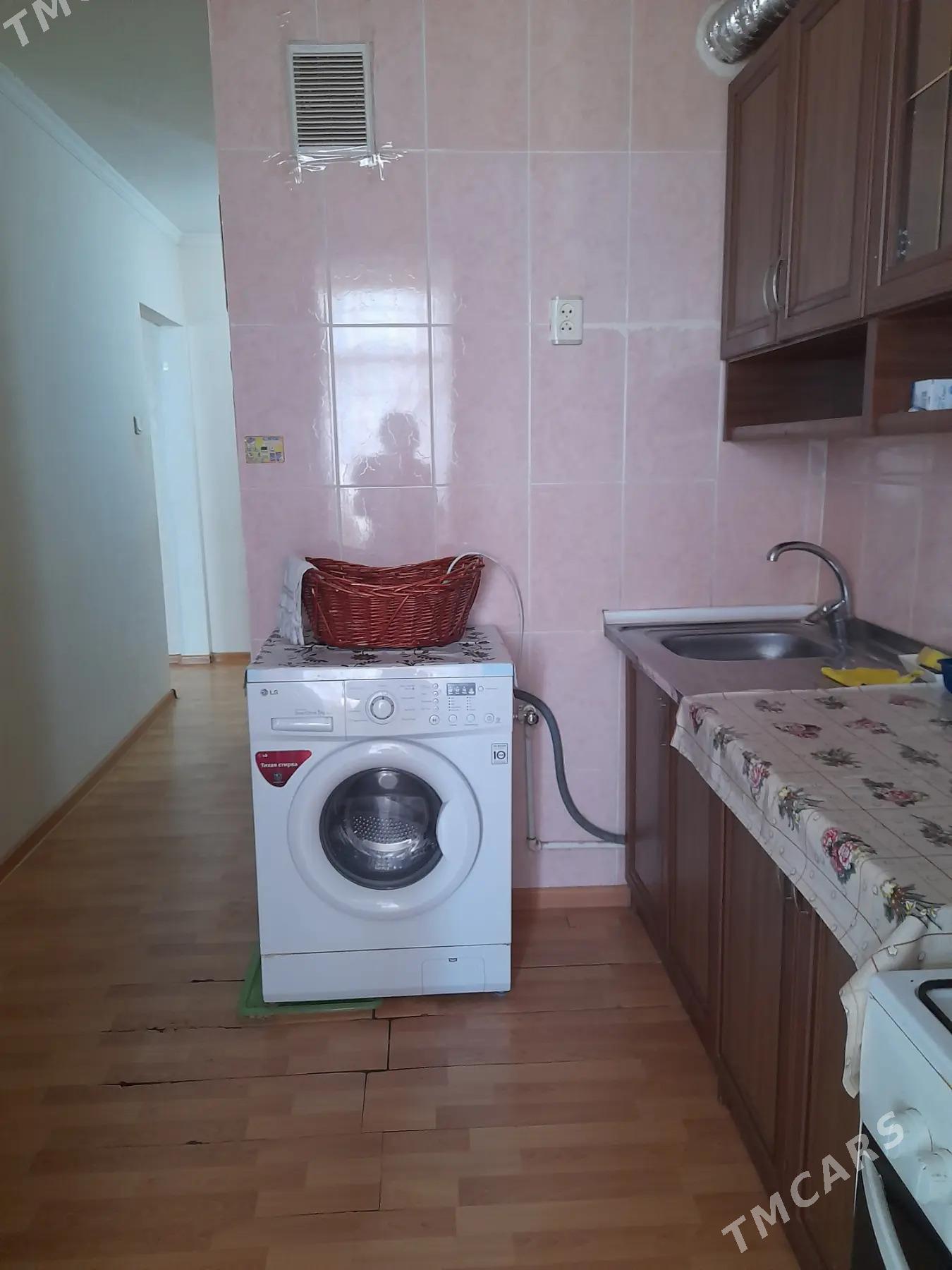 1ком 4мкр Продам - Aşgabat - img 5