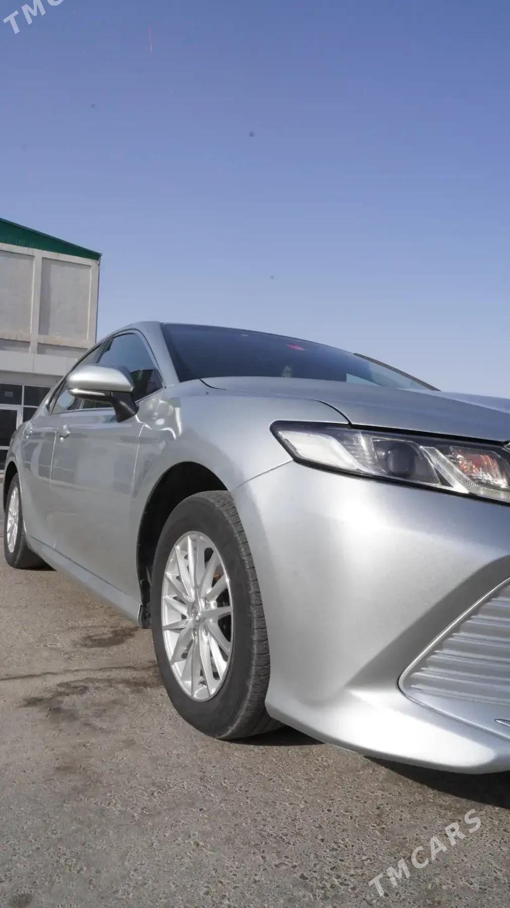 Toyota Camry 2021 - 285 000 TMT - Керки - img 6