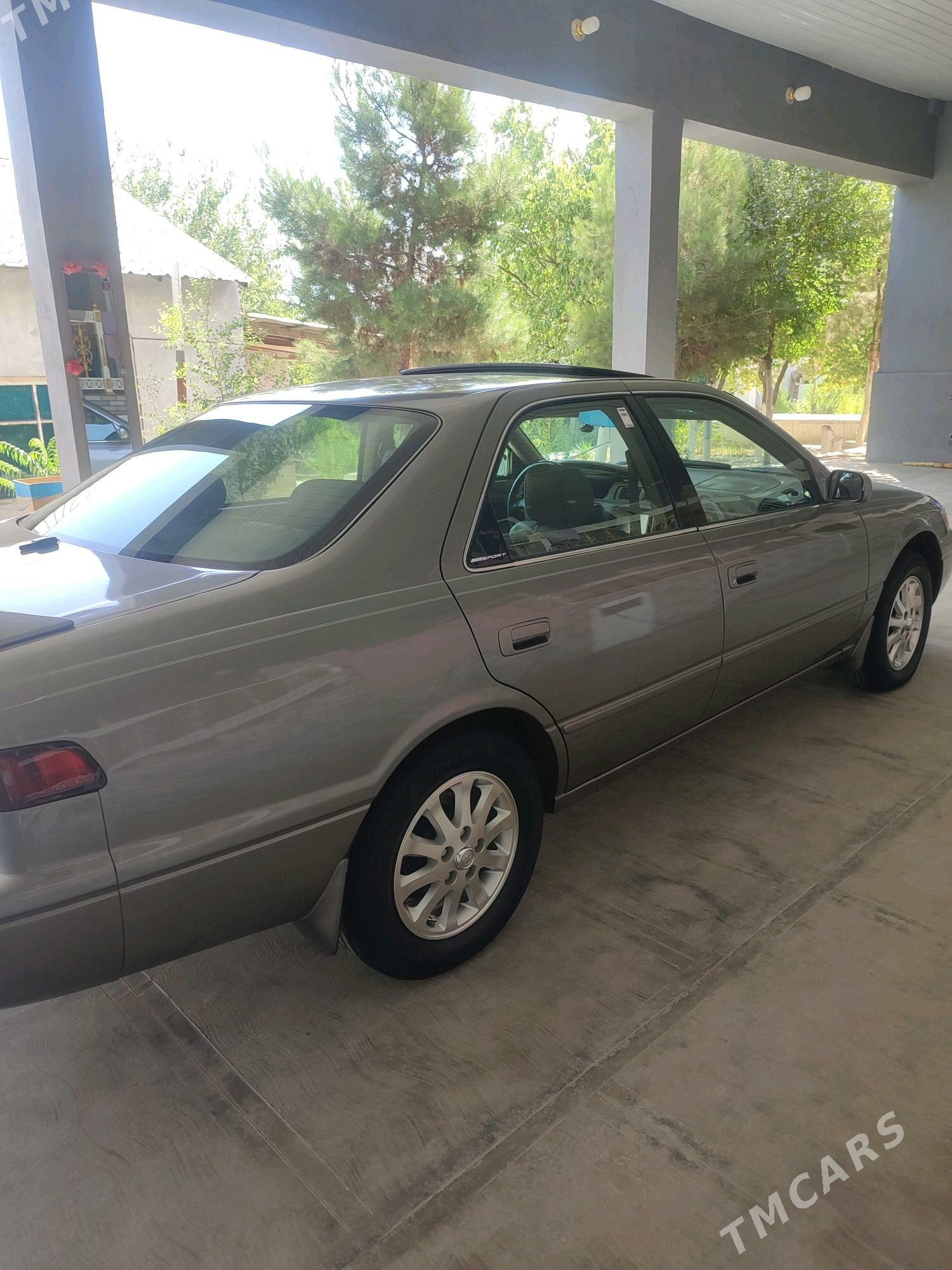 Toyota Camry 1999 - 150 000 TMT - Магданлы - img 8