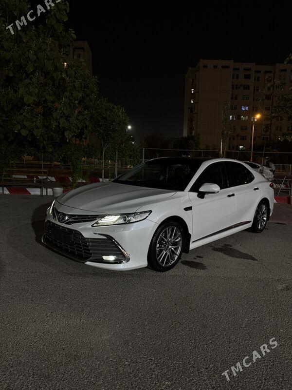 Toyota Camry 2022 - 610 000 TMT - Aşgabat - img 1