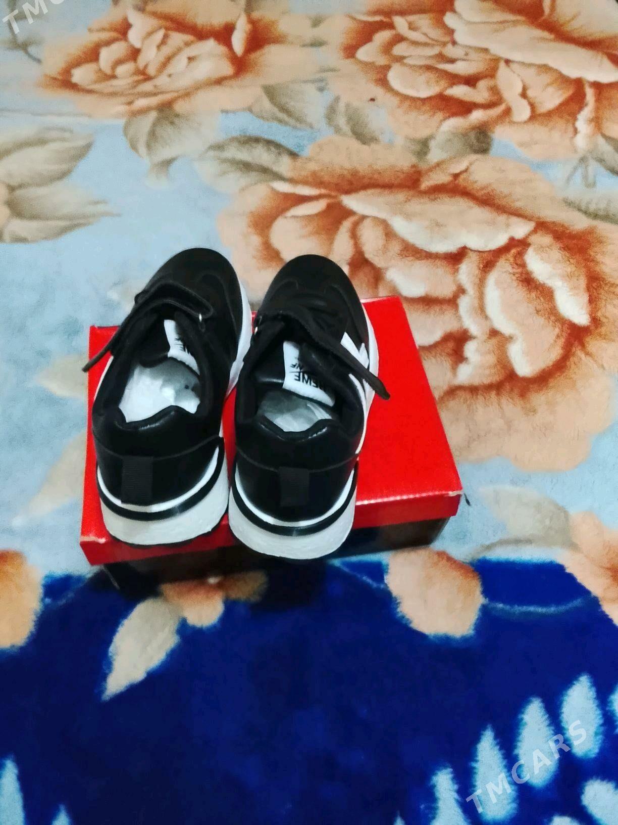 туфли кросовки - Мары - img 2