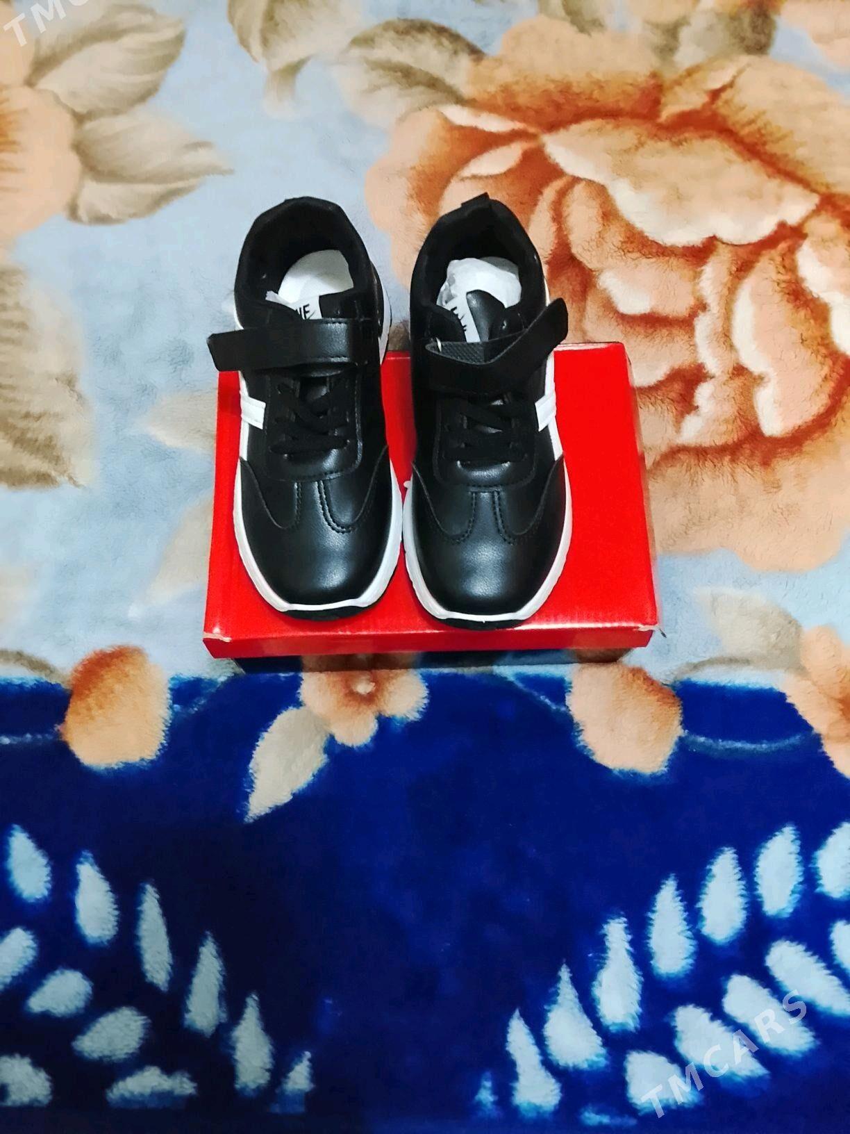 туфли кросовки - Мары - img 4