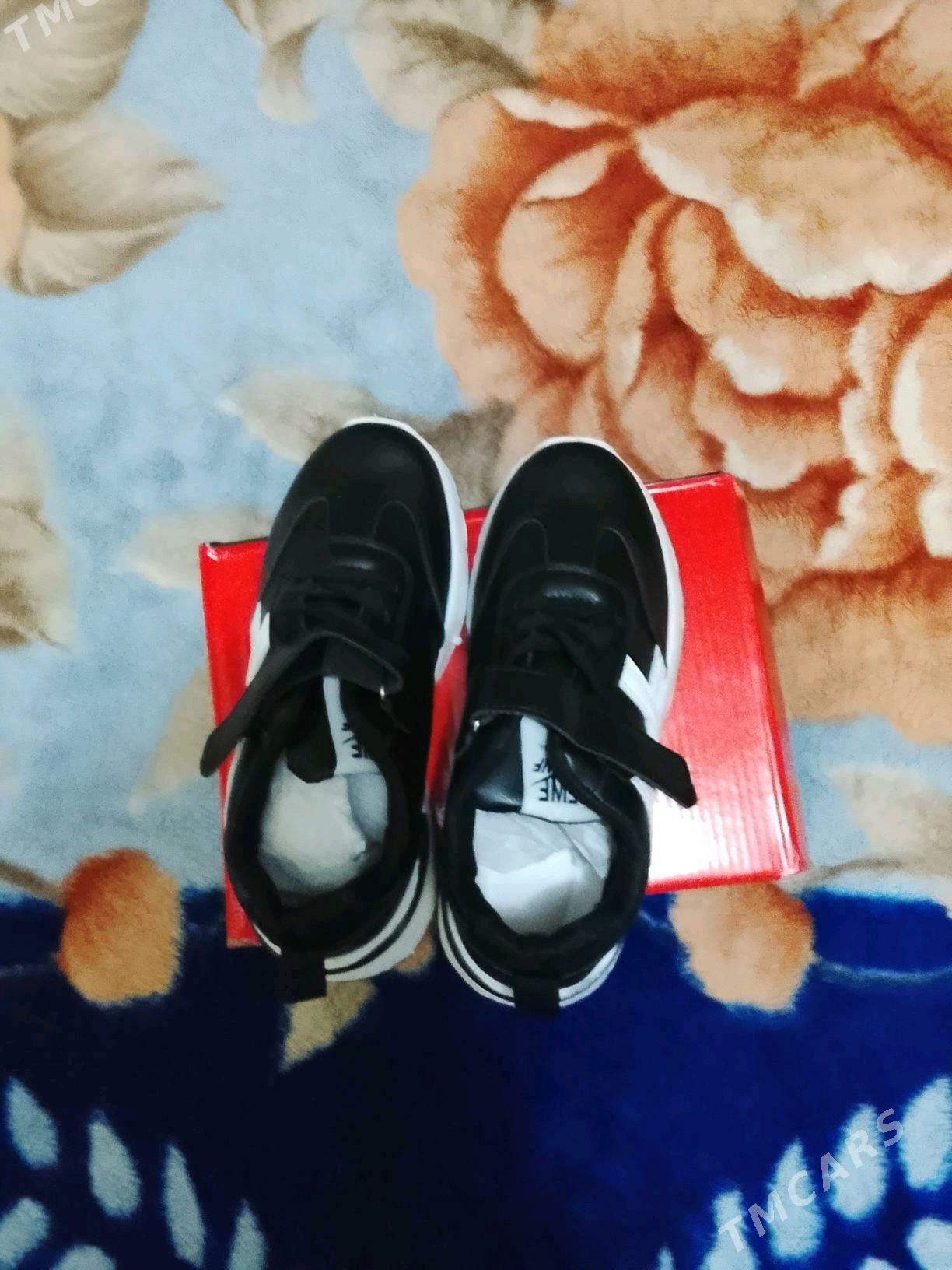 туфли кросовки - Мары - img 3