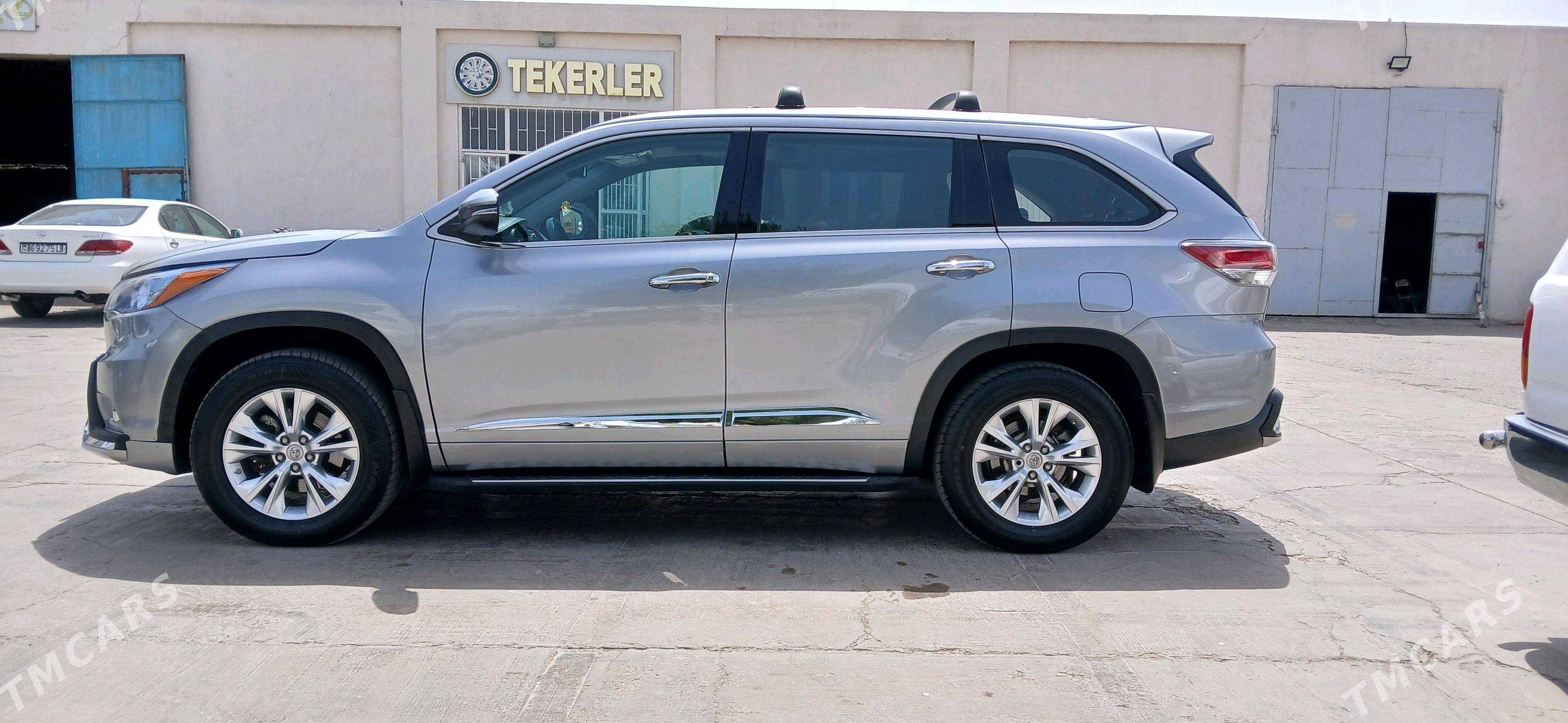 Toyota Highlander 2016 - 400 000 TMT - Туркменабат - img 1
