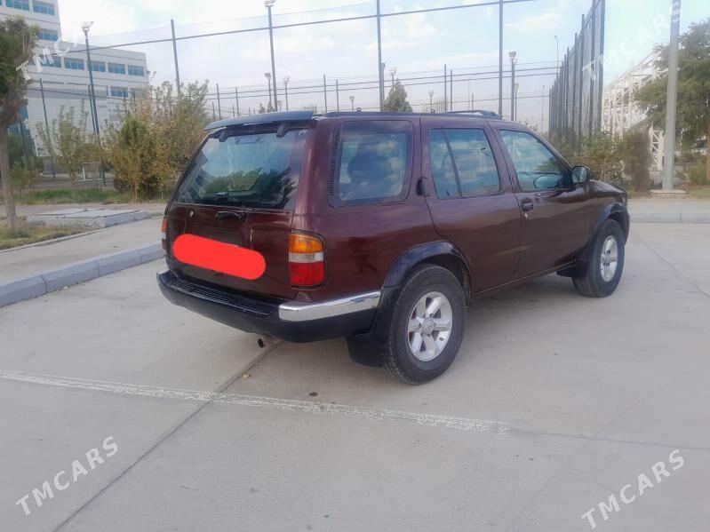 Nissan Pathfinder 1998 - 85 000 TMT - Дашогуз - img 2