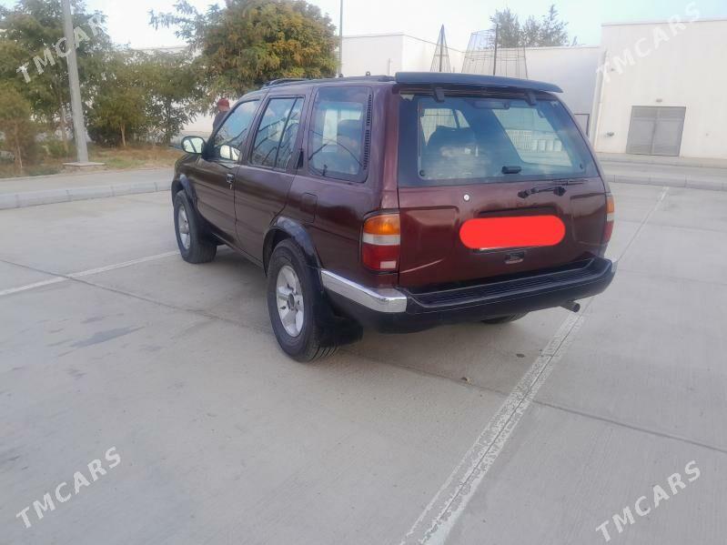 Nissan Pathfinder 1998 - 85 000 TMT - Дашогуз - img 1