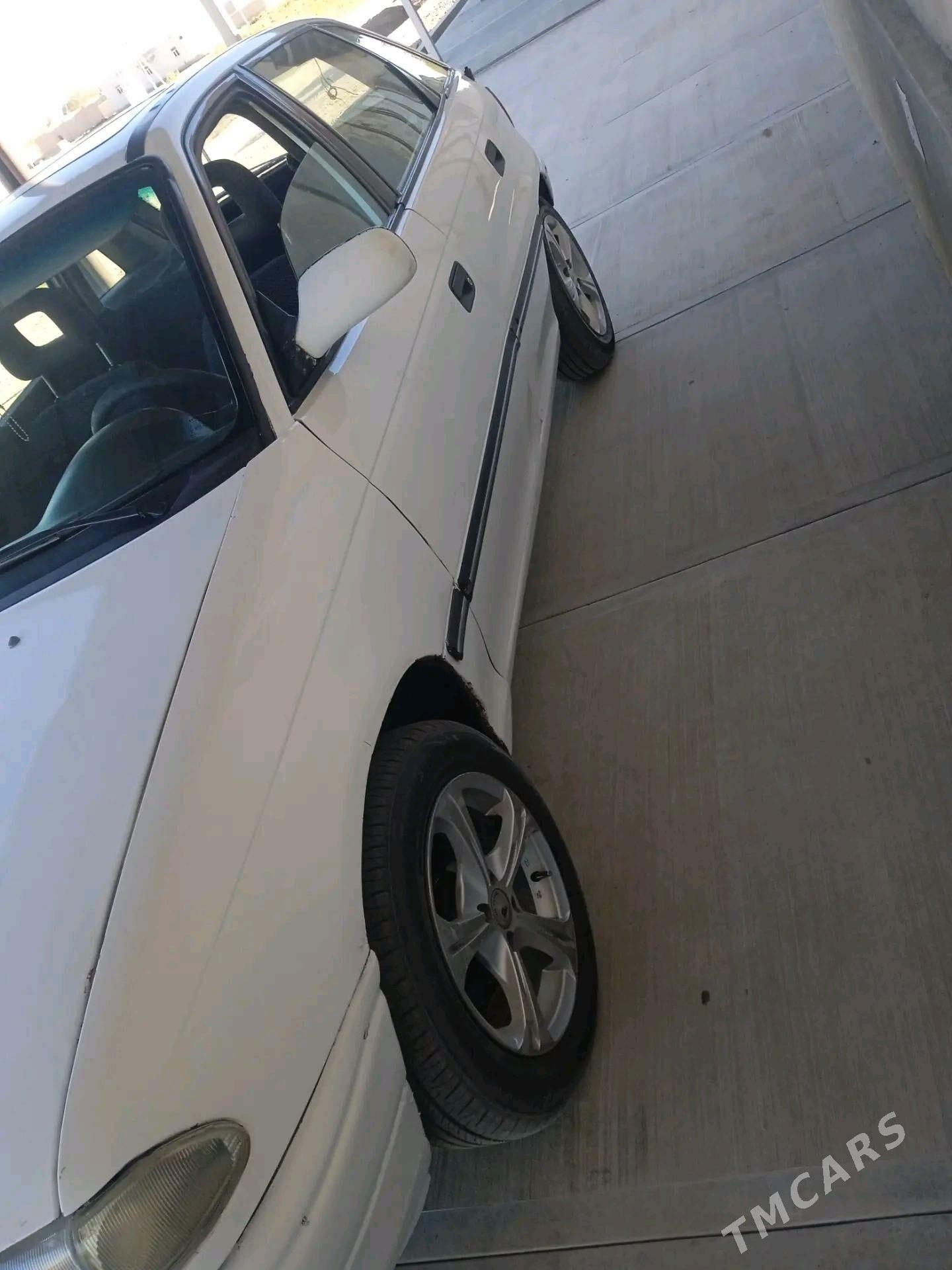 Opel Astra 1994 - 35 000 TMT - Gubadag - img 3