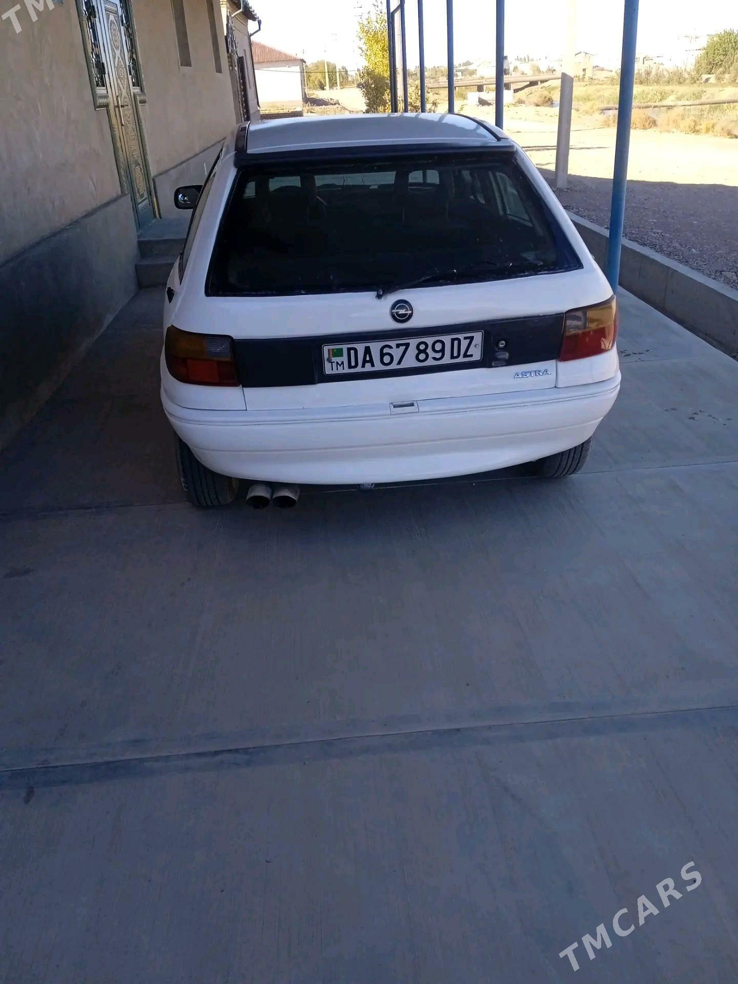 Opel Astra 1994 - 35 000 TMT - Gubadag - img 1