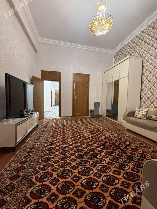 Elitka Podwoyskiy 3 kom 160m2 - Aşgabat - img 2