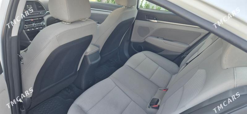 Hyundai Elantra 2020 - 250 000 TMT - Мары - img 9