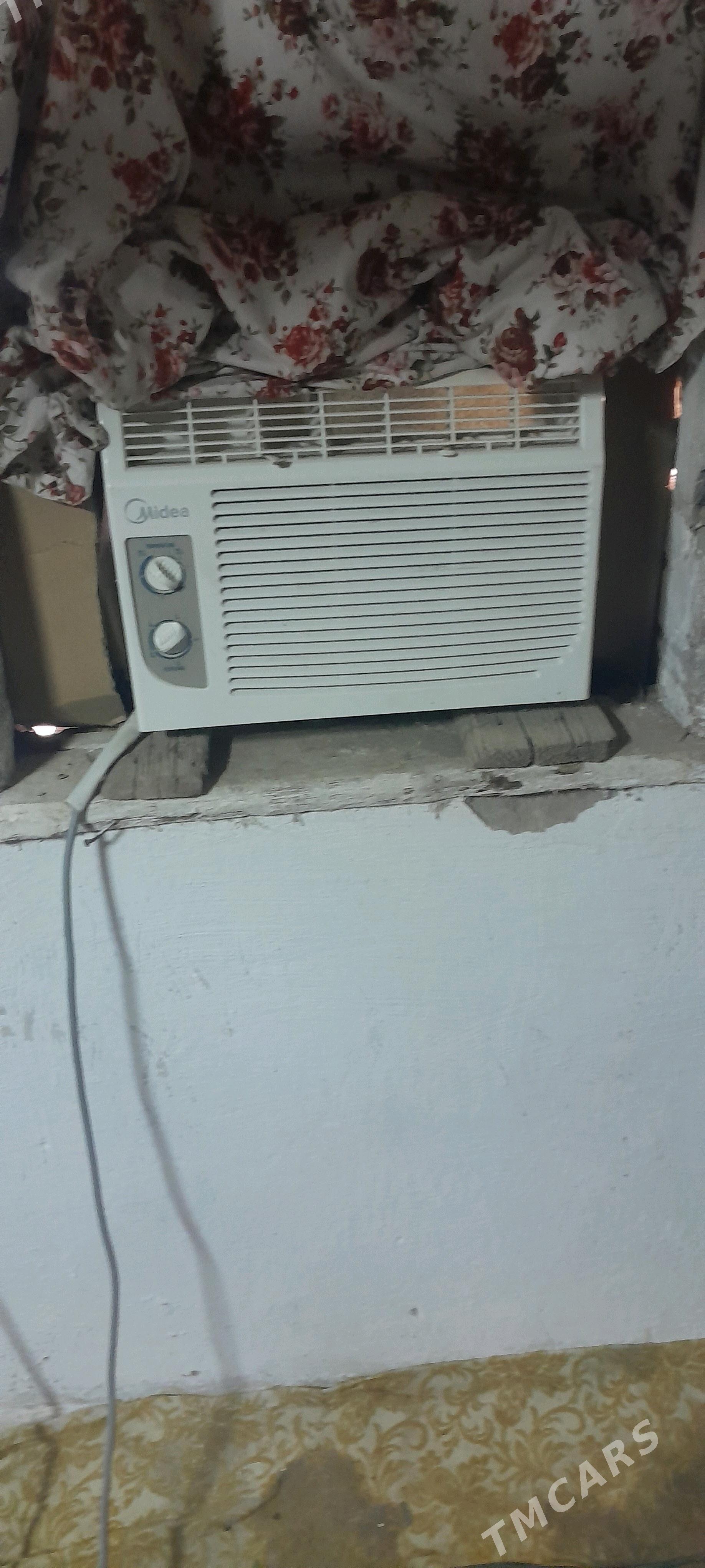 kandisaner media - Mary - img 2