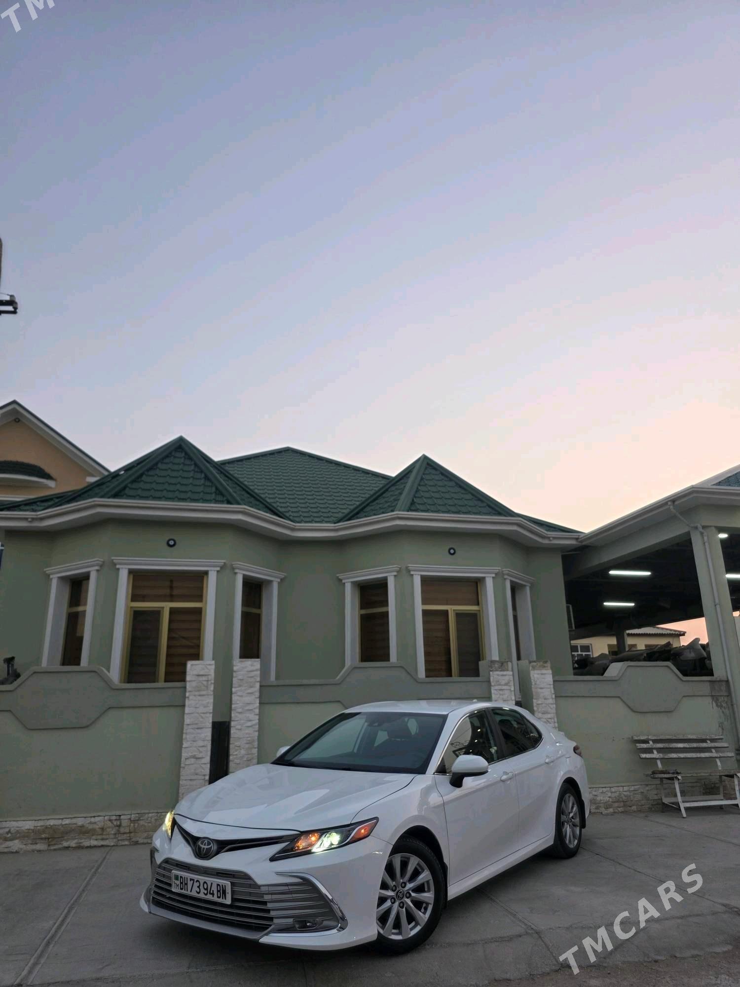 Toyota Camry 2020 - 290 000 TMT - Balkanabat - img 2