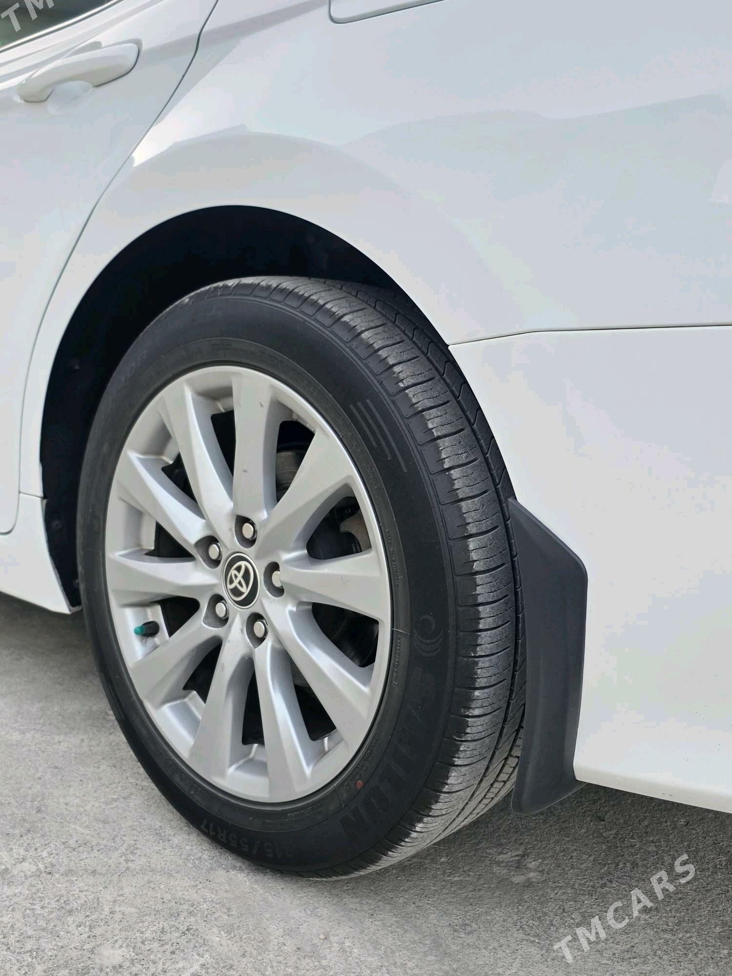 Toyota Camry 2020 - 290 000 TMT - Balkanabat - img 8