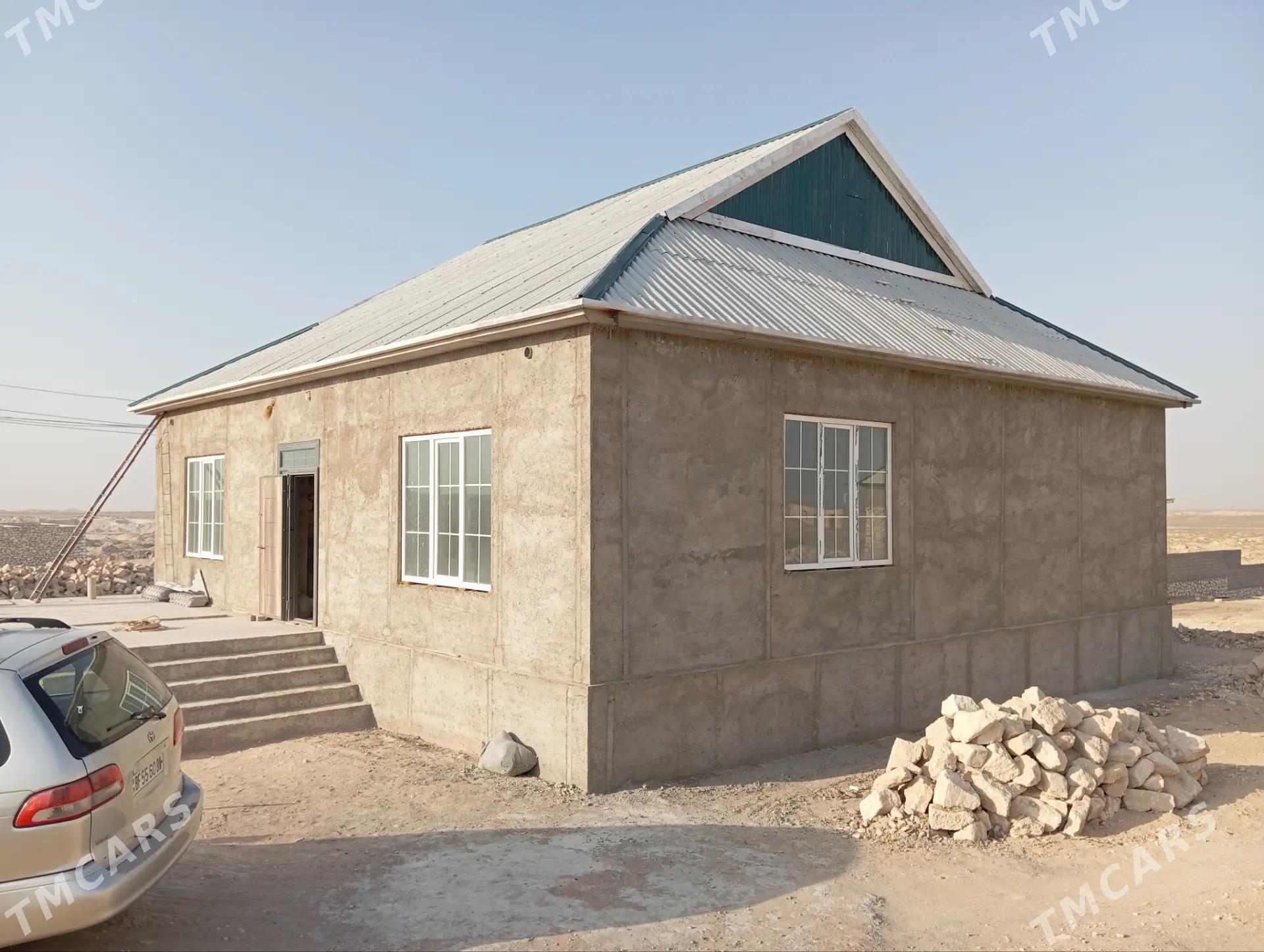 Satlyl jaý - Туркменбаши - img 1