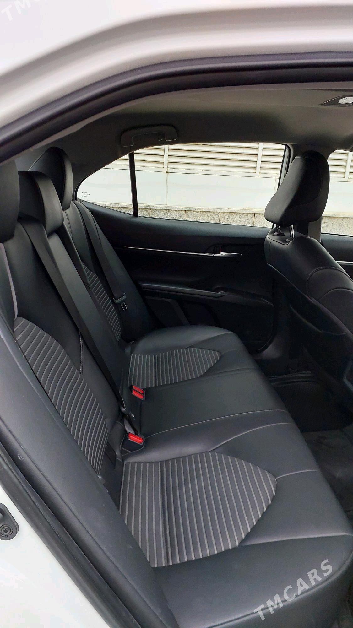 Toyota Camry 2021 - 315 000 TMT - Aşgabat - img 3