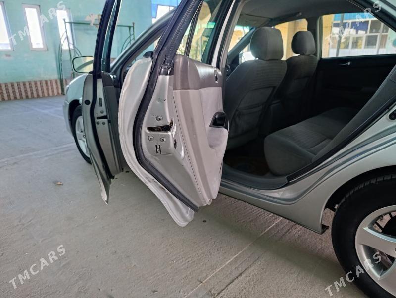 Toyota Camry 2005 - 170 000 TMT - Halaç - img 7