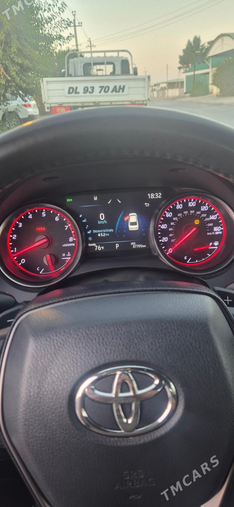 Toyota Camry 2022 - 480 000 TMT - Ашхабад - img 2