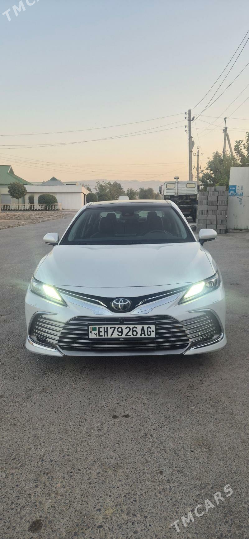 Toyota Camry 2022 - 480 000 TMT - Ашхабад - img 1