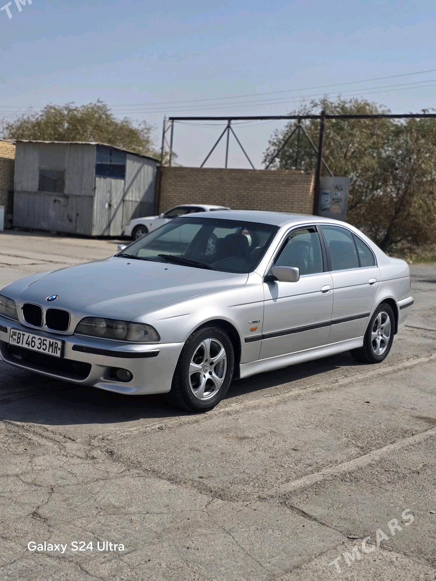 BMW E39 2000 - 95 000 TMT - Мары - img 1