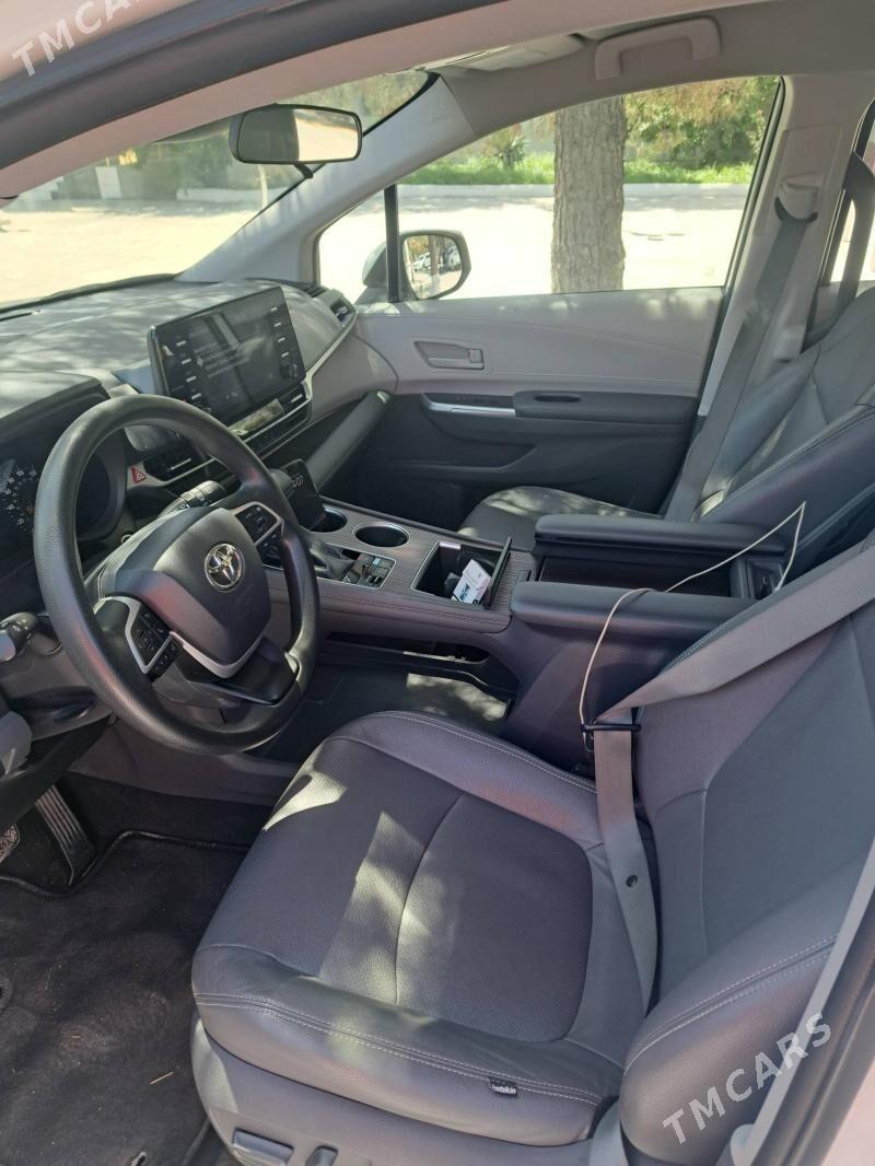 Toyota Sienna 2021 - 460 000 TMT - Туркменабат - img 6