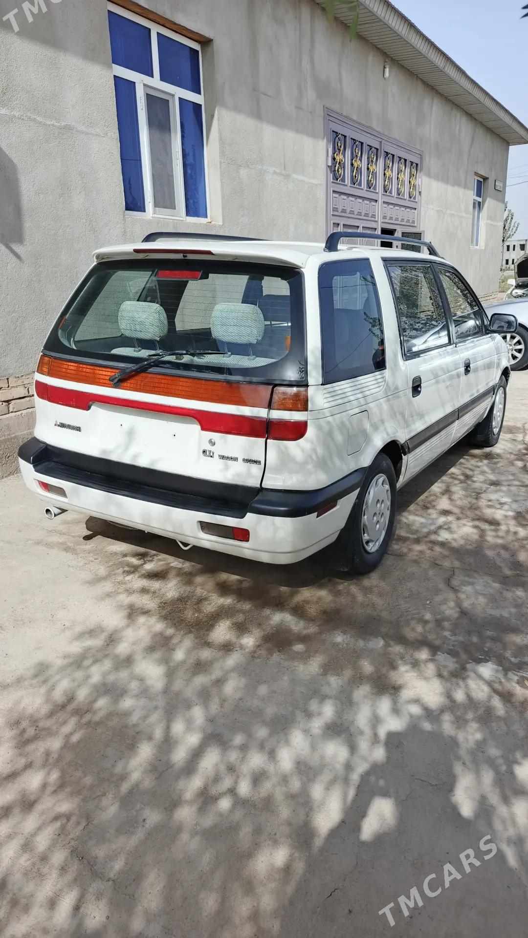Mitsubishi Chariot 1995 - 50 000 TMT - Köneürgenç - img 1