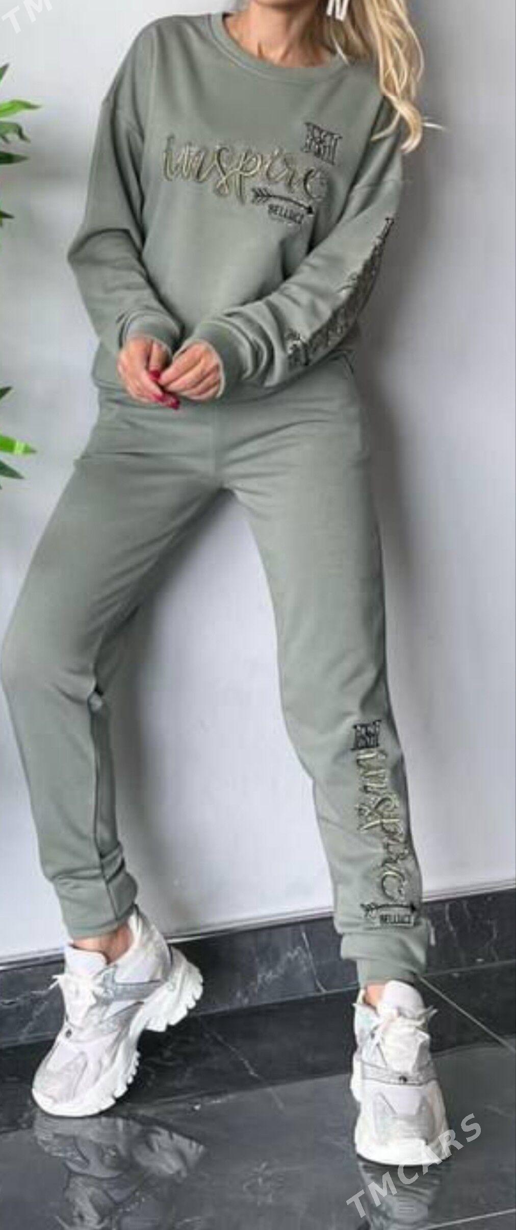 костюм женский - Ашхабад - img 2