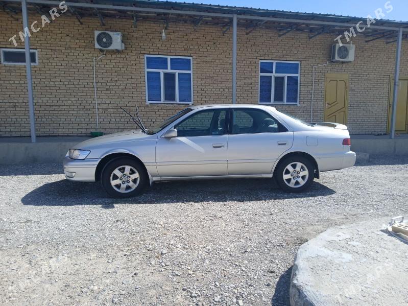 Toyota Camry 2000 - 140 000 TMT - Гызыларбат - img 1