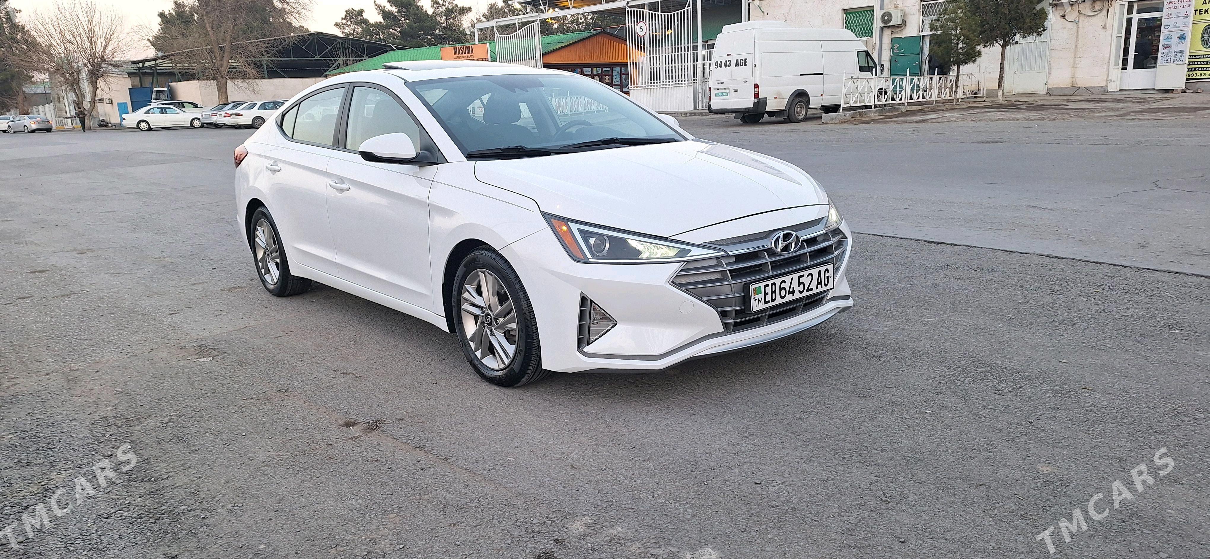 Hyundai Elantra 2019 - 248 000 TMT - Gurtly - img 9