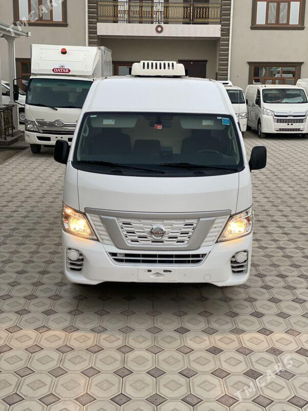 Nissan Urvan 2020 - 370 000 TMT - Мары - img 5