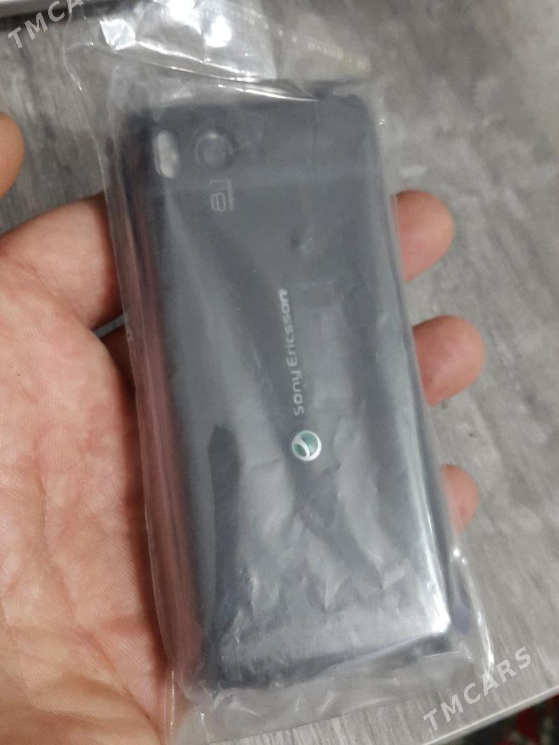 Sony Ericsson Aino U10 korpus - Büzmeýin - img 3