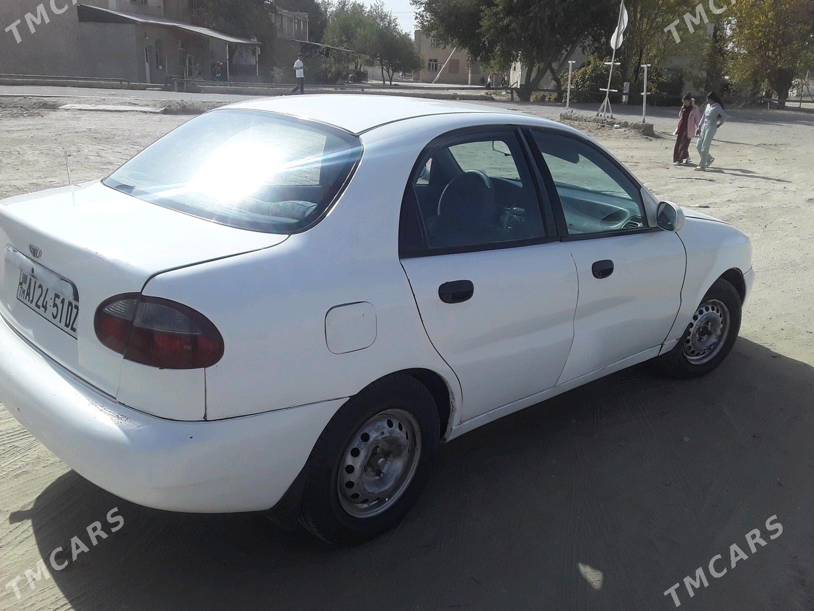 Daewoo Lanos 1998 - 34 000 TMT - Türkmenbaşy etr. - img 4