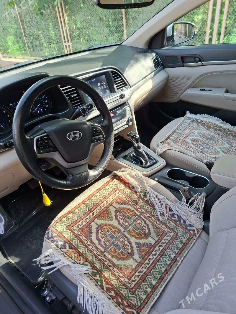 Hyundai Elantra 2017 - 185 000 TMT - Aşgabat - img 9