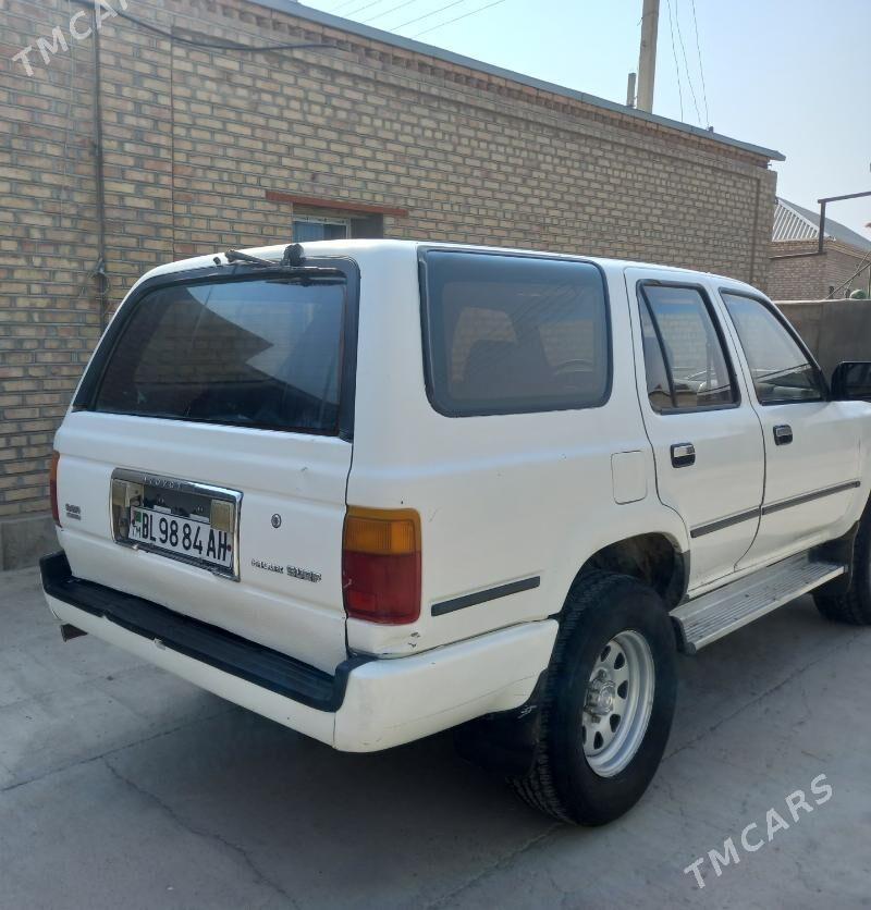 Toyota Hilux 1991 - 50 000 TMT - Бахарден - img 3