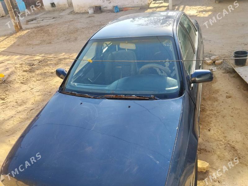 Hyundai Elantra 1995 - 12 000 TMT - Ёлётен - img 3