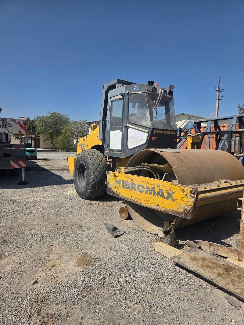 JCB Pilingmaster 2003 - 280 000 TMT - Aşgabat - img 2