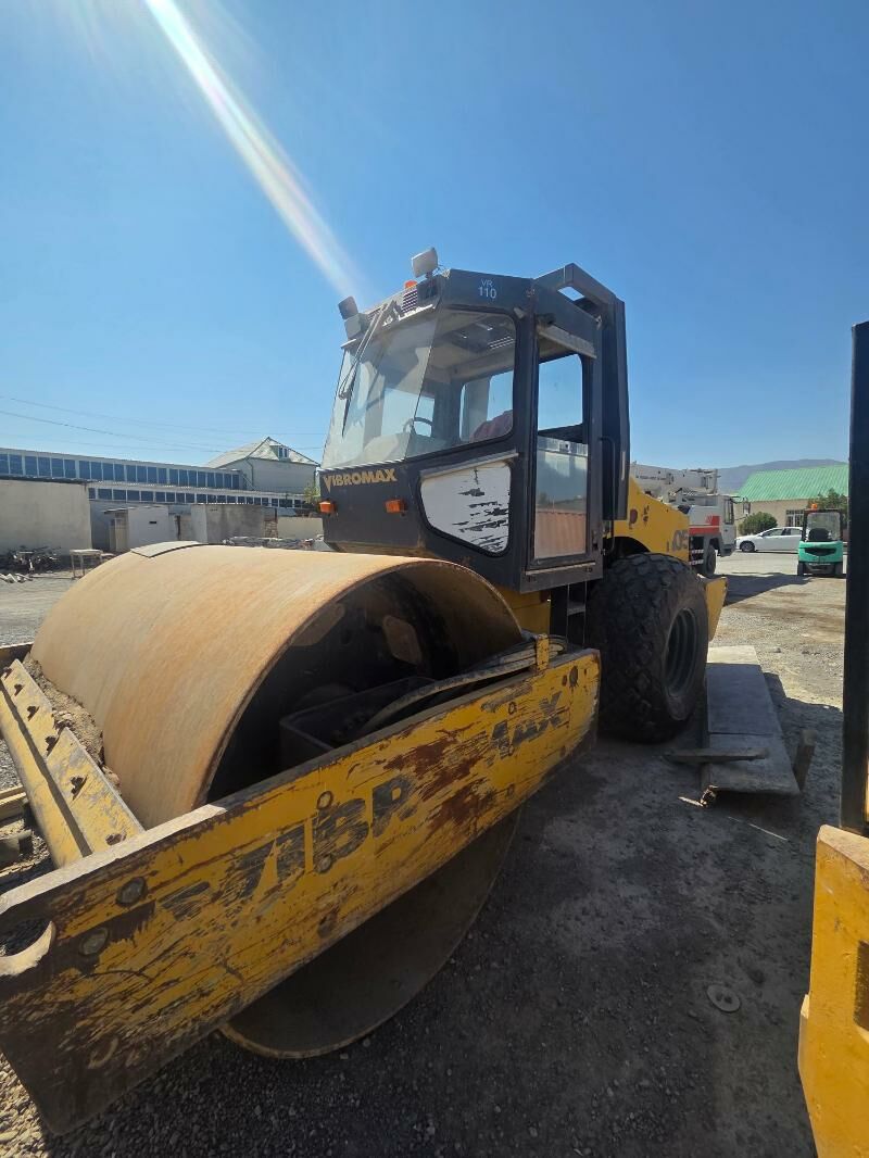 JCB Pilingmaster 2003 - 280 000 TMT - Aşgabat - img 1