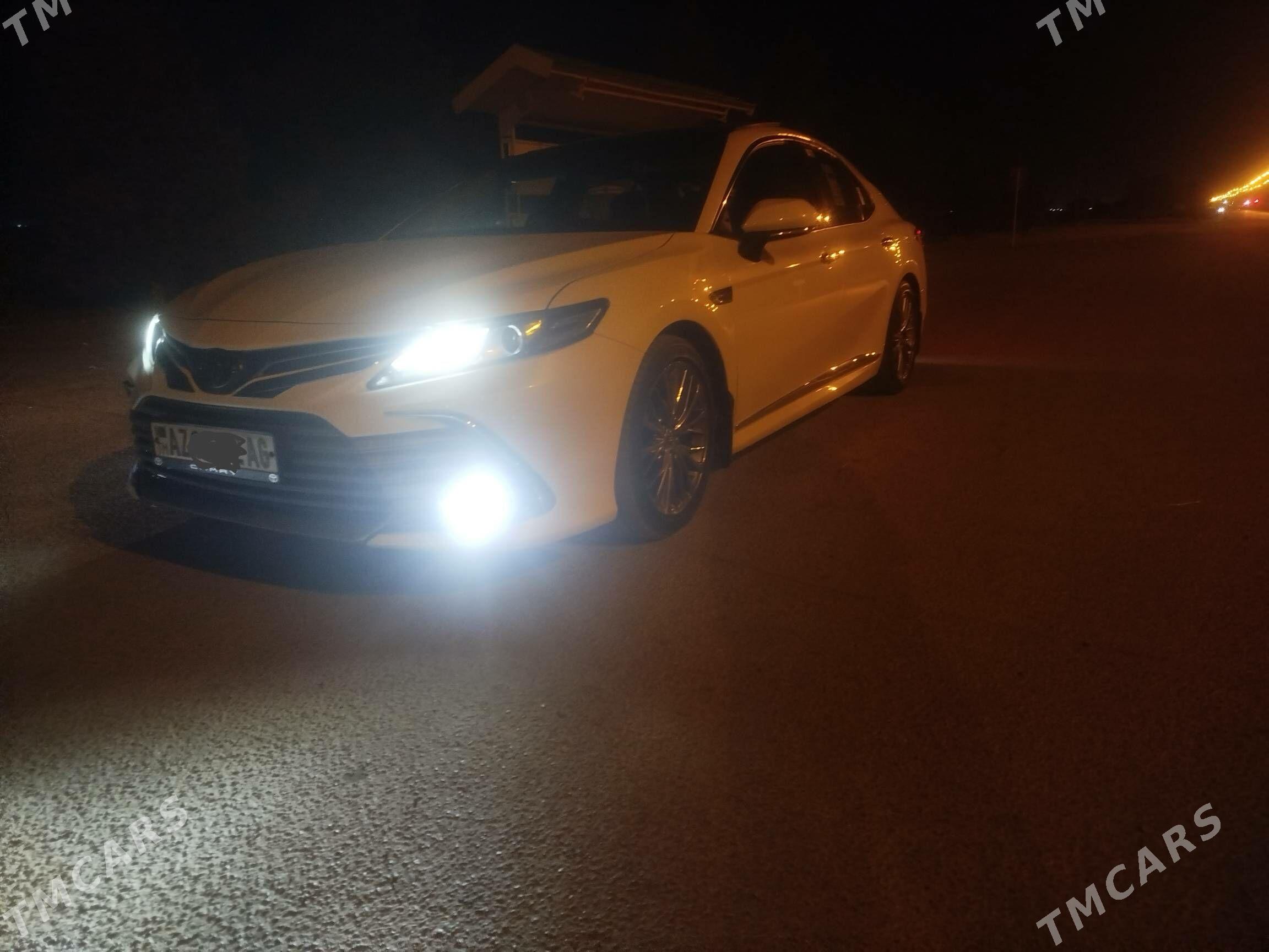 Toyota Camry 2021 - 499 000 TMT - Aşgabat - img 8