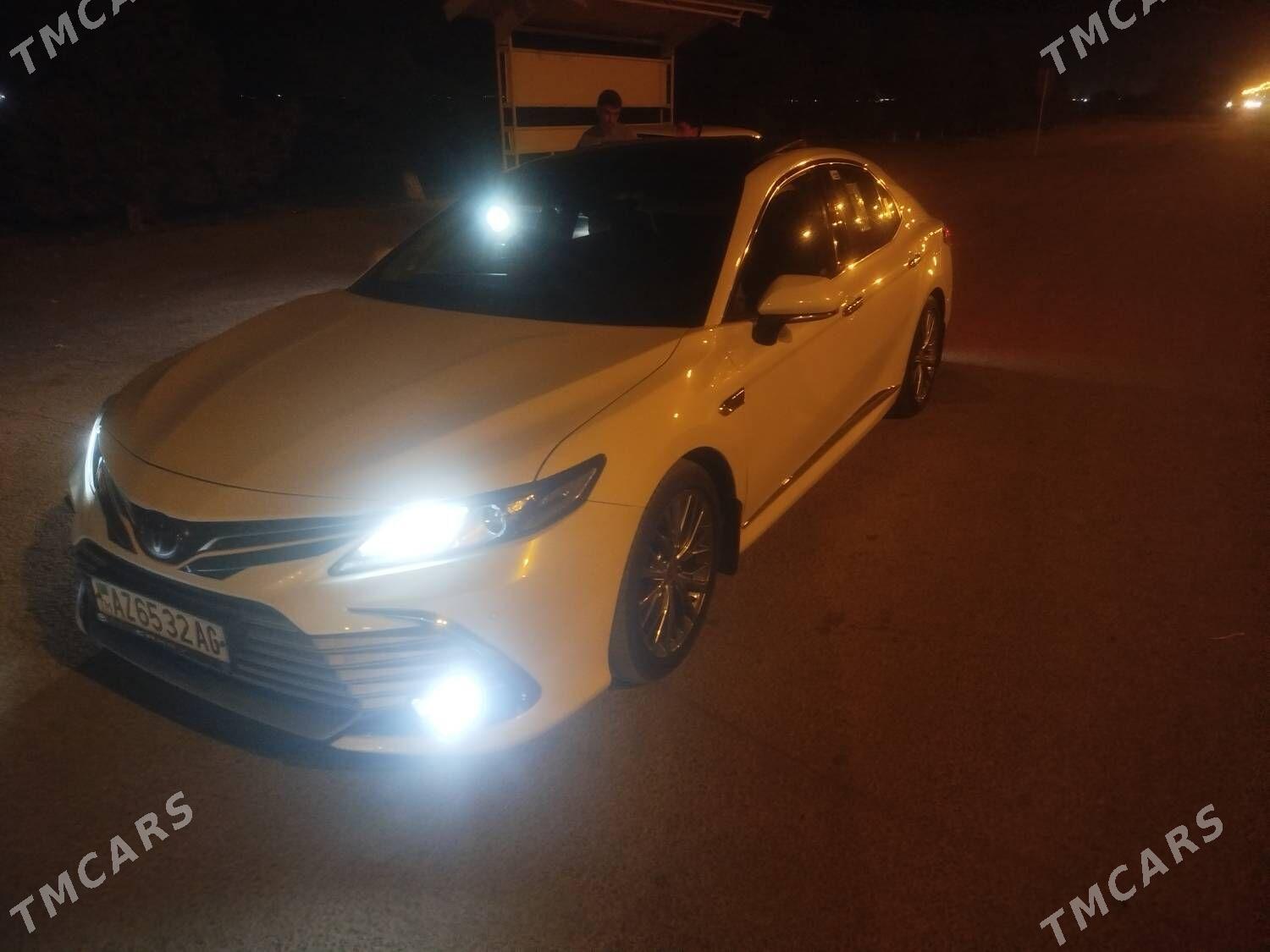 Toyota Camry 2021 - 499 000 TMT - Aşgabat - img 4