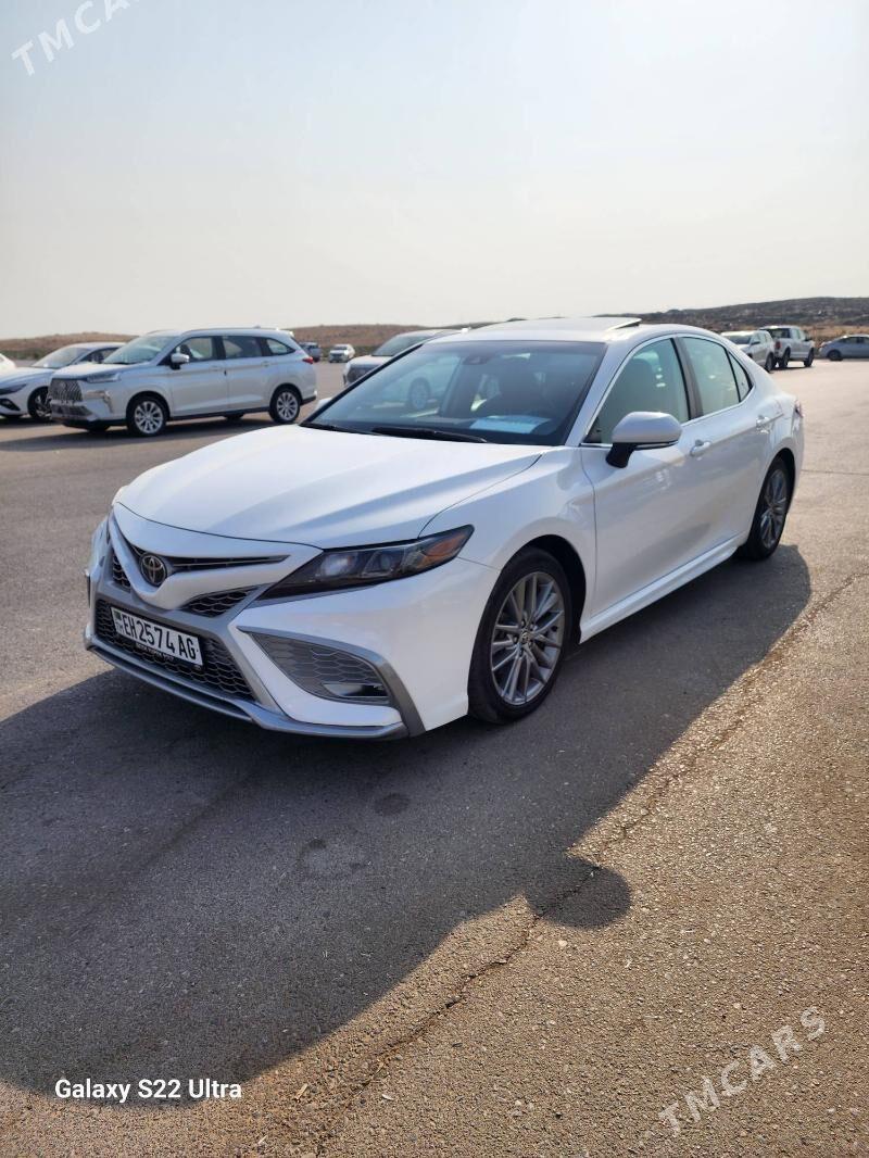 Toyota Camry 2022 - 343 000 TMT - Ашхабад - img 1
