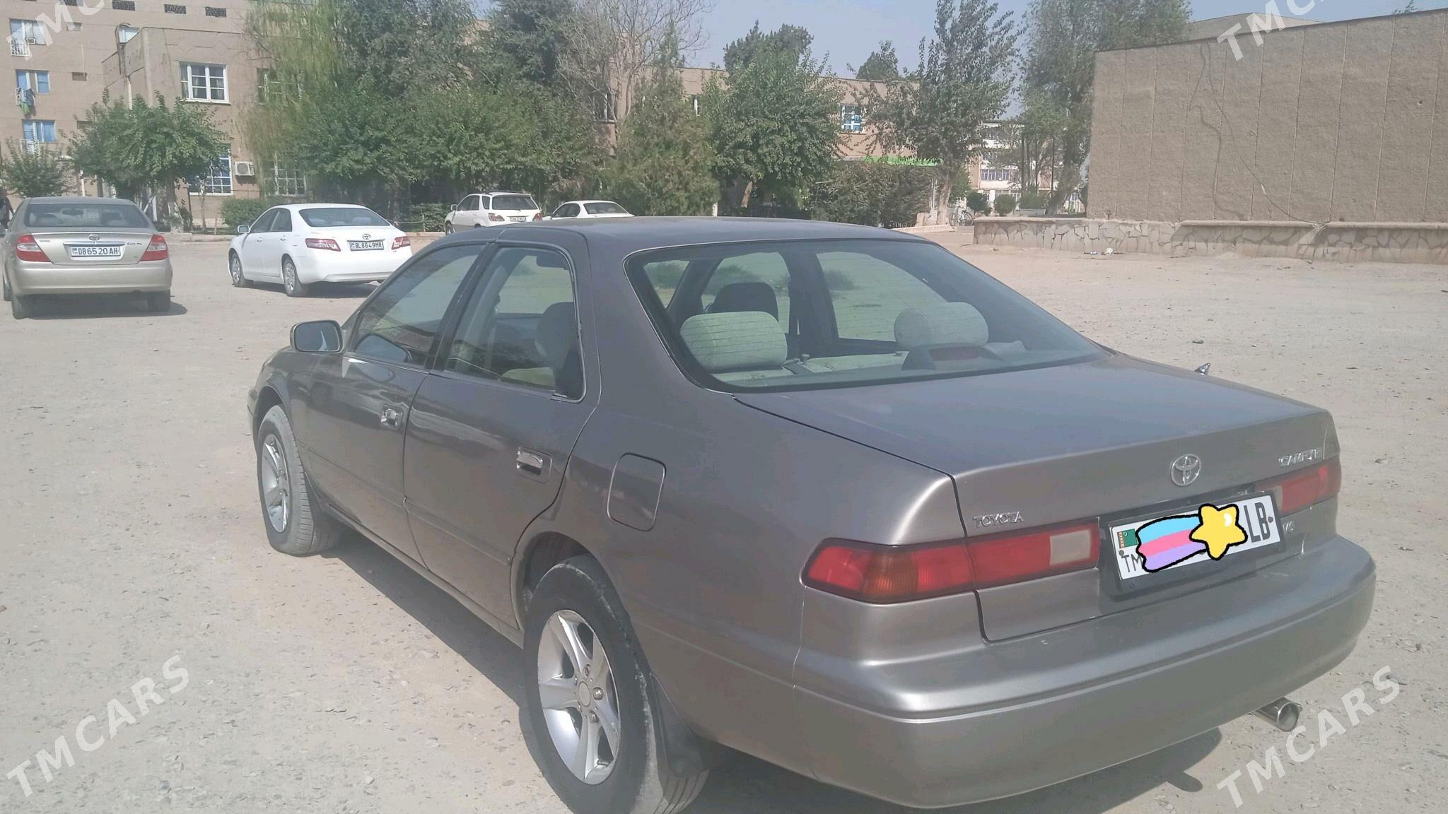 Toyota Camry 1999 - 123 000 TMT - Теджен - img 5