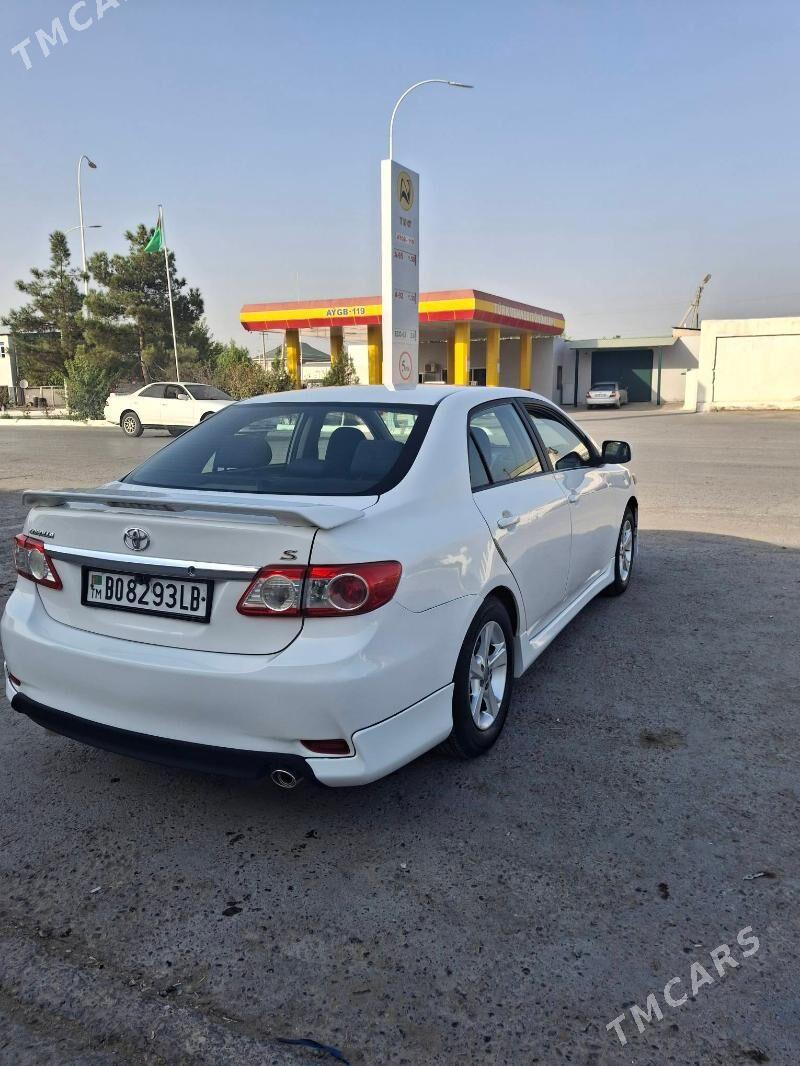 Toyota Corolla 2011 - 160 000 TMT - Туркменабат - img 3