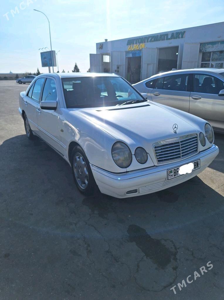 Mercedes-Benz E320 1997 - 90 000 TMT - Türkmenbaşy - img 6