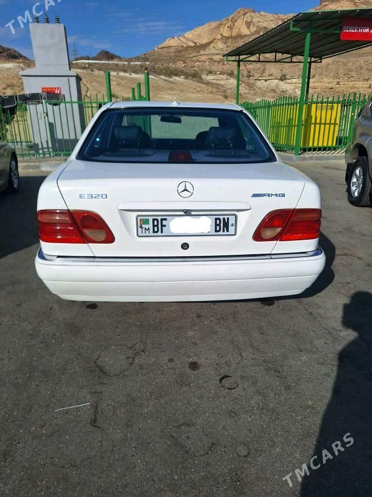 Mercedes-Benz E320 1997 - 90 000 TMT - Türkmenbaşy - img 7