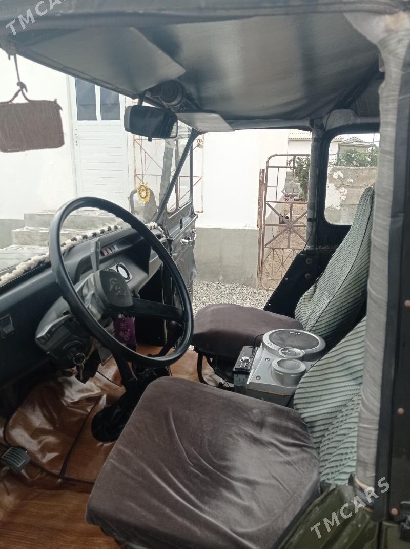 UAZ 469 2000 - 30 000 TMT - Esenguly - img 1