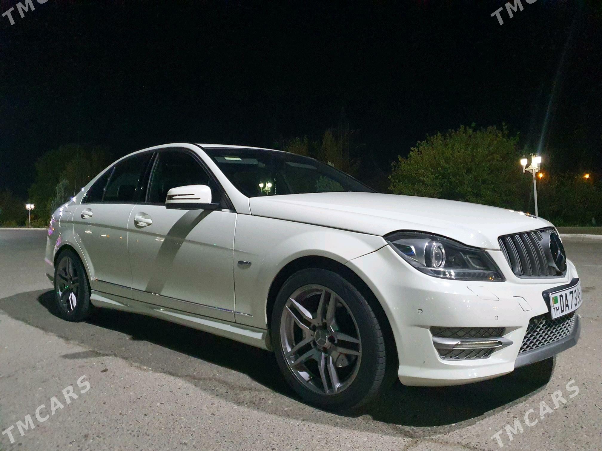 Mercedes-Benz C250 2012 - 200 000 TMT - Дашогуз - img 2