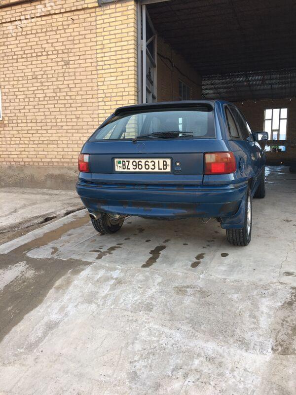 Opel Astra 1993 - 30 000 TMT - Фарап - img 3