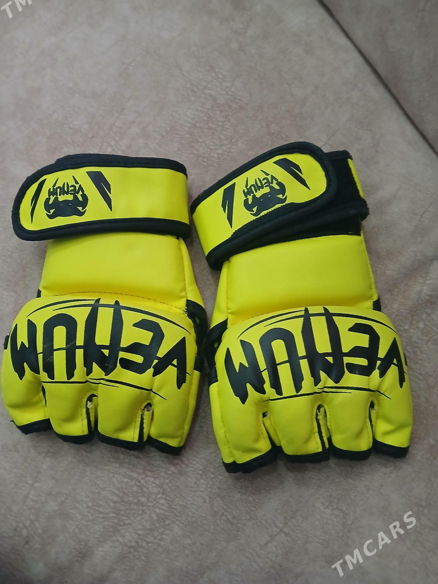 Perçatka UFC+VENUM+Kapa - Parahat 2 - img 2