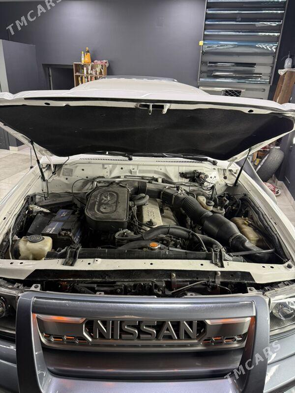Nissan Patrol 2000 - 300 000 TMT - Türkmenbaşy - img 8