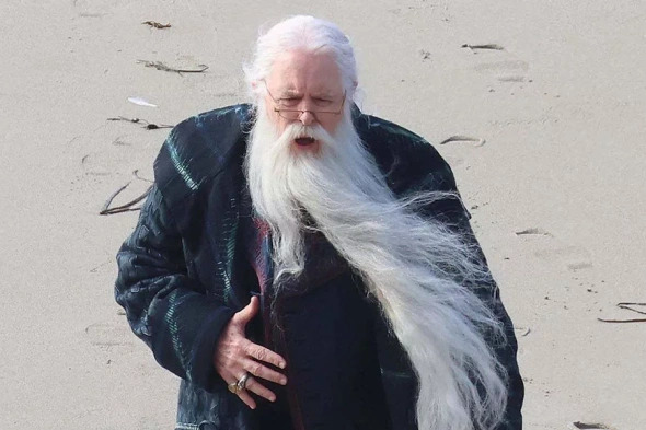 Jon Litgou ilkinji gezek Dambldoryň keşbinde göründi - img 2