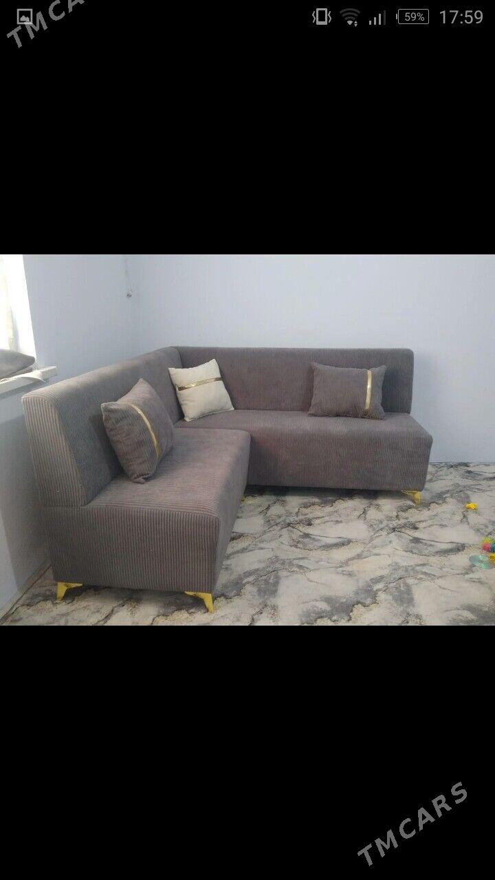 ugolok diwan - Анев - img 2